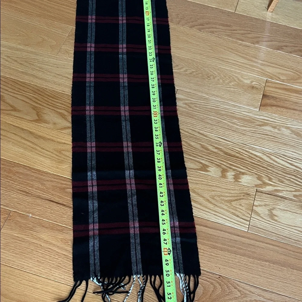 Dior elegant scarf